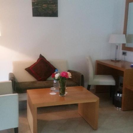 Suites Hotel Mohammed V By Accor อัลฮอเคม่า ภายนอก รูปภาพ