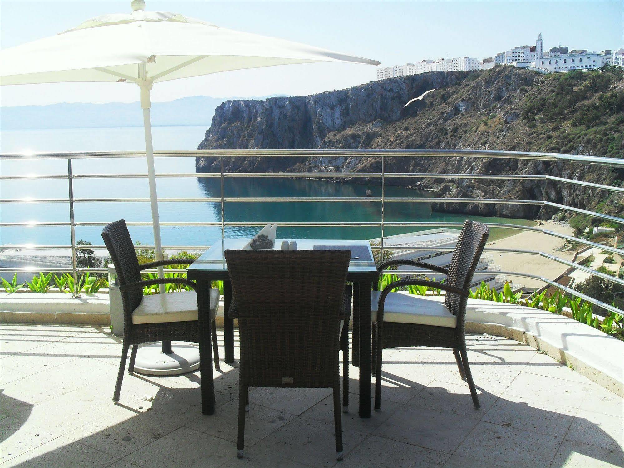 Suites Hotel Mohammed V By Accor อัลฮอเคม่า ภายนอก รูปภาพ