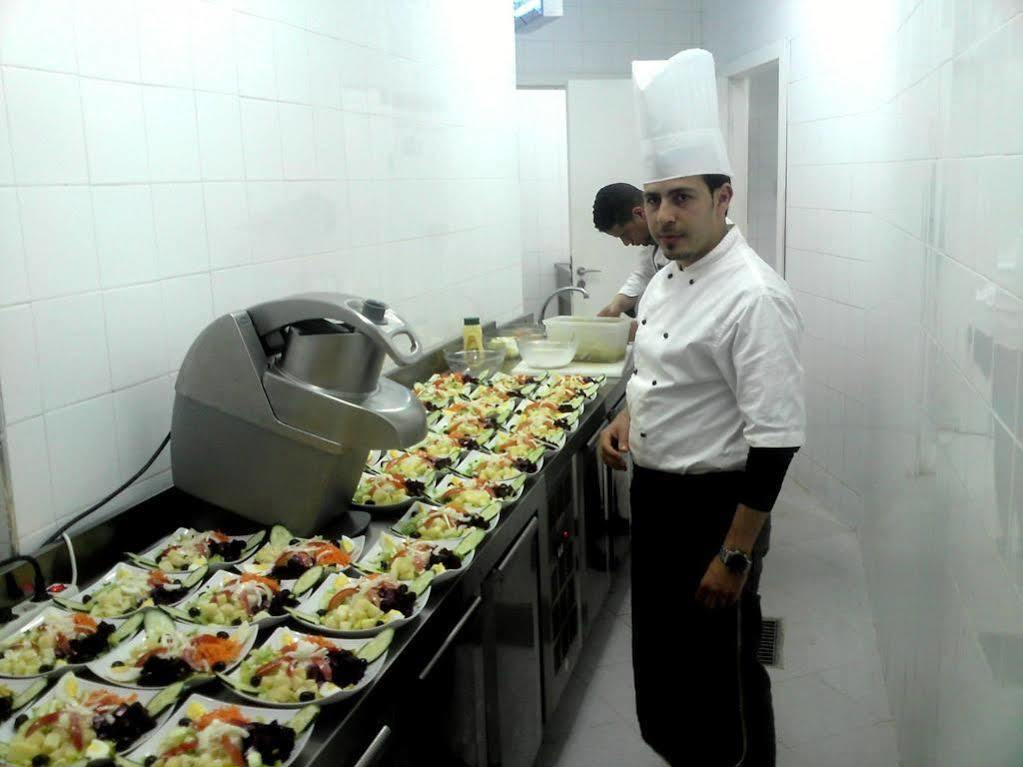 Suites Hotel Mohammed V By Accor อัลฮอเคม่า ภายนอก รูปภาพ