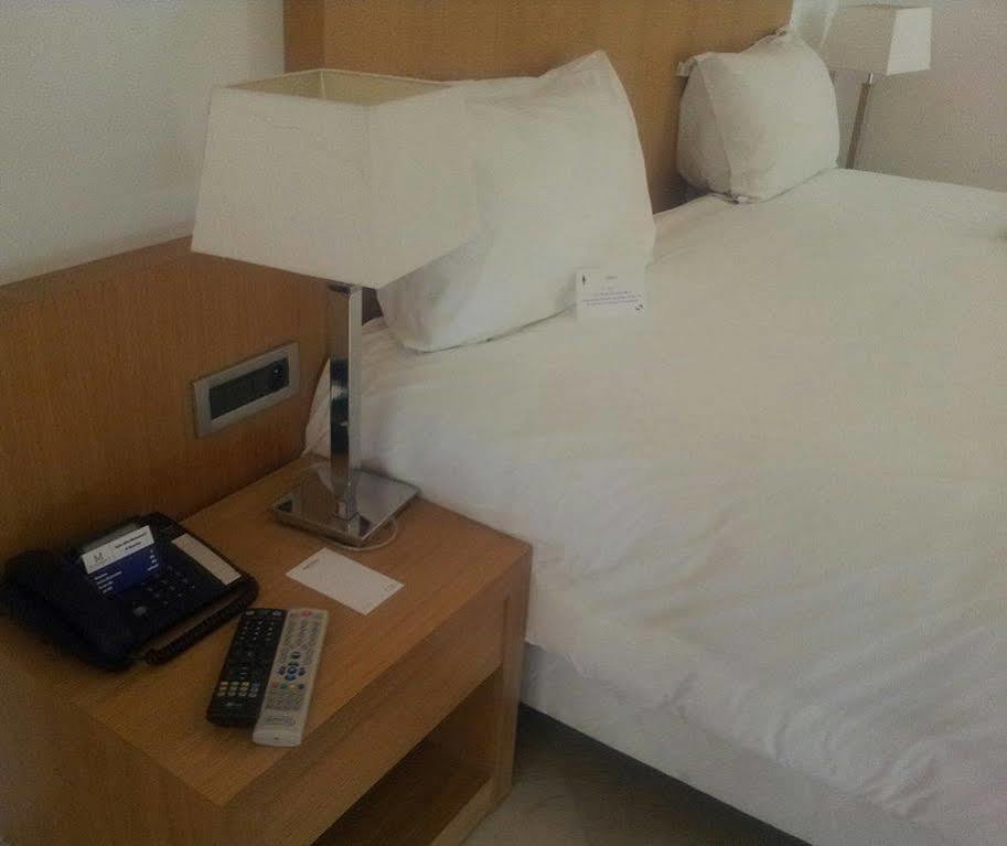 Suites Hotel Mohammed V By Accor อัลฮอเคม่า ภายนอก รูปภาพ