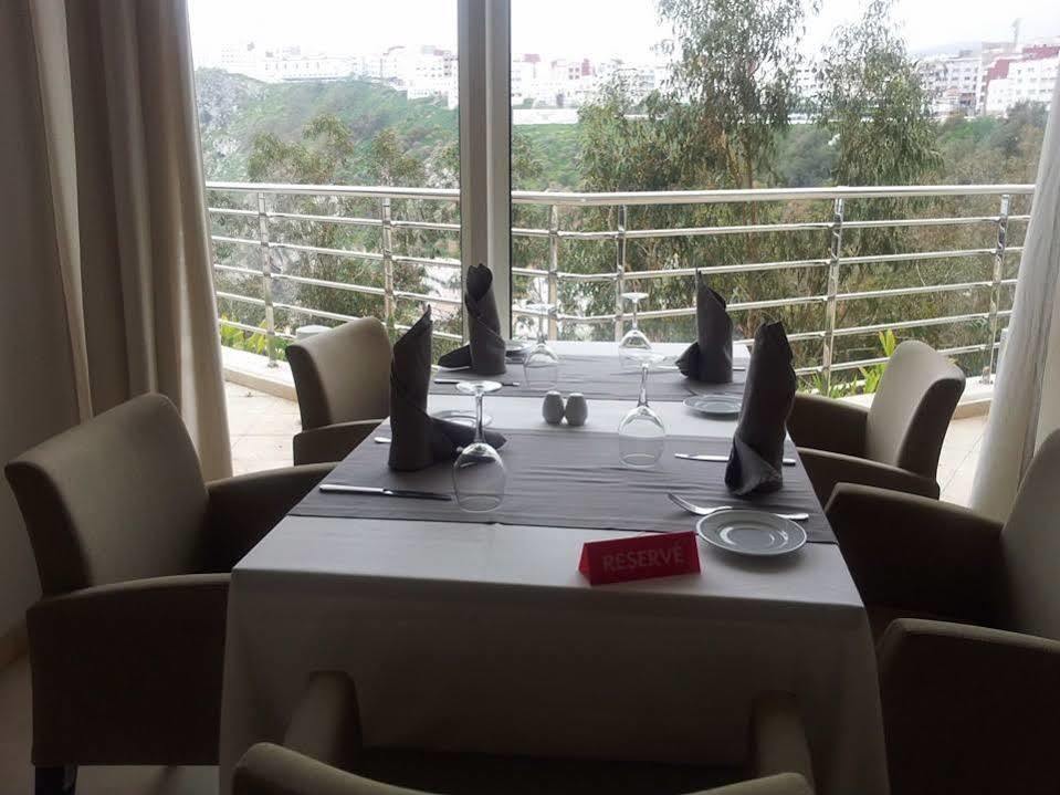 Suites Hotel Mohammed V By Accor อัลฮอเคม่า ภายนอก รูปภาพ